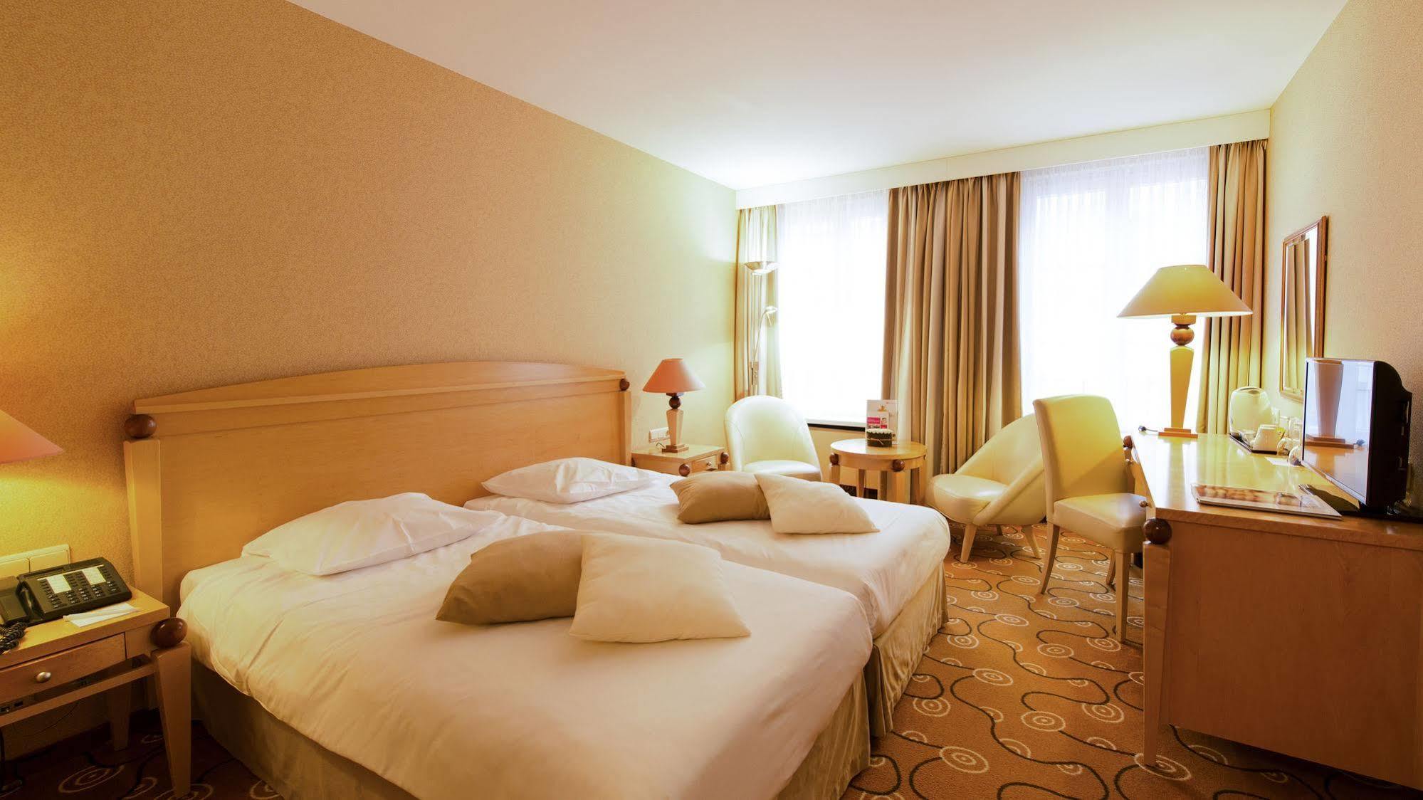 Logis Saint-Nicolas & Spa Remich Esterno foto